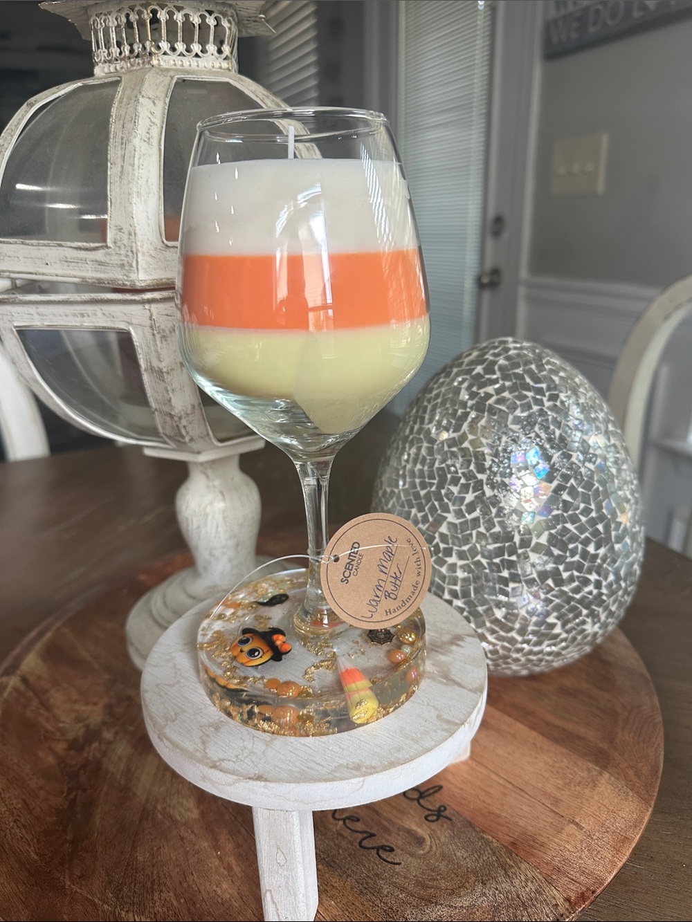 🎃Halloween 👻 wine glass candle with epoxy resin base